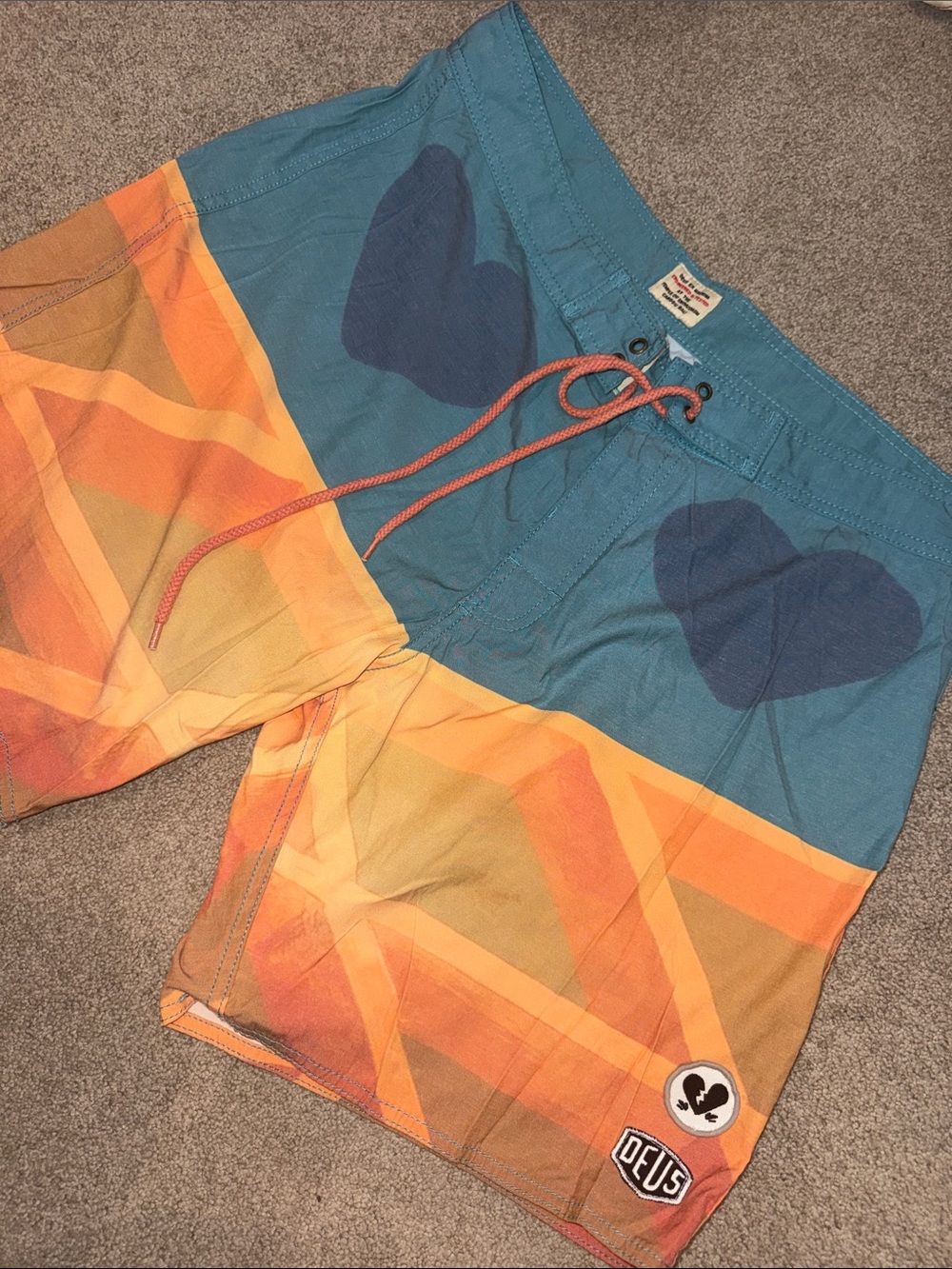 Deus Ex Machina Boardshorts Canggu Bali 36